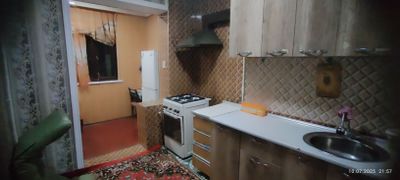 Чирчик шахар 10 Мик 2 хоналик уй ижарага берамиз