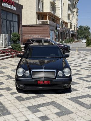 Mercedes w210 E200