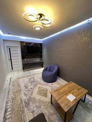 Сдается 3х комнатная квартира на 3 этаже Мохи хосса 350 $