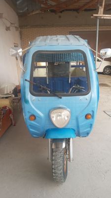 Lochin motosik 2021