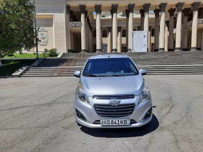 Chevrolet Spark sotiladi