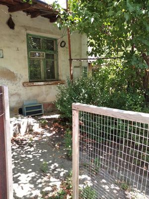 Продается участок 6 соток (20×30 м) в Яккасарайском районе.