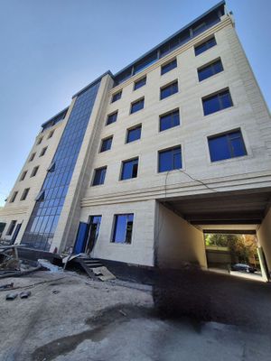 Сдаётся новое здание 5000м2, территория 25 соток