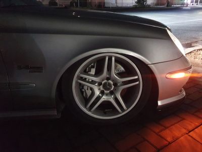 Mercedes benz E55 AMG