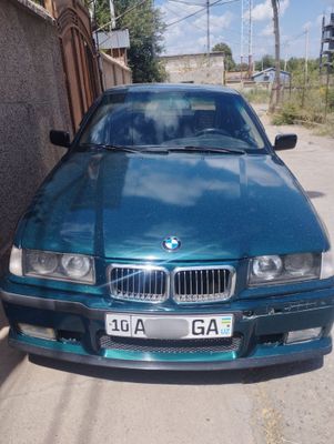 Продаю BMW E36 надёжная классика , в хорошем состоянии