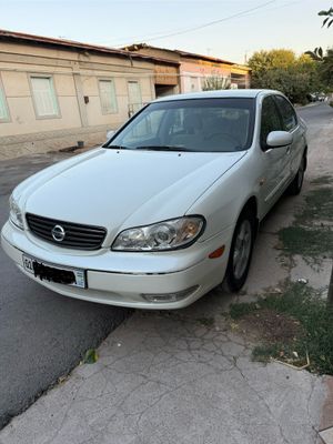 Nissan maxima dubay variant