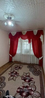 Gul bozordan Yangi bozor yaqin 2 xonalik Jihozlari qoladi