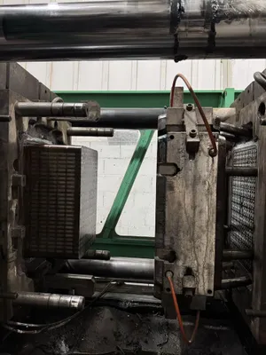 press forma trmoplast qolip sotiladi