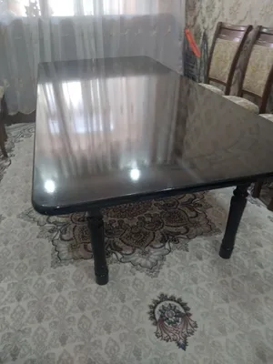 stol 12 kishilik xam contactable boladi