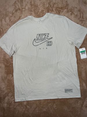 Продается футболка NIKE. Новая, оригинал.