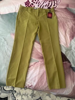 Женские брюки фисташковые