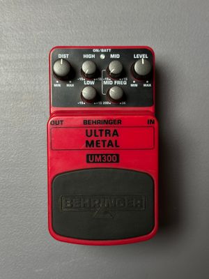 Behringer Ultra Metal UM300