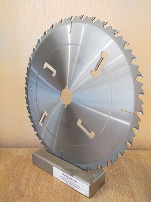 450х4,2х50 Z=36+4 Дисковая пила LEUCO для массивной древесины