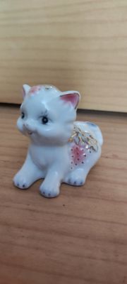 Кошка сувениры каждый 100
