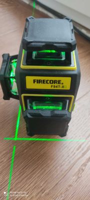 Лазерный уровень -FIRECORE-3D green.