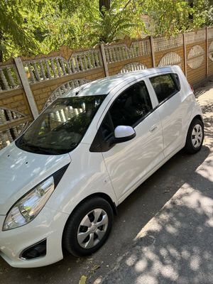 Spark 1L sotiladi