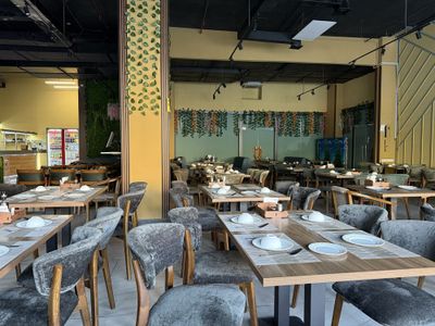Restarant cafe sotiladi. 160 kishilik, ,,160 пасадочный места’’