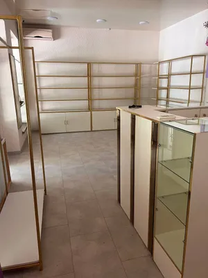 прилавки ресепшн вешлка