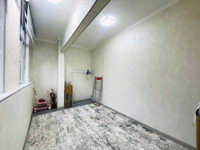 Продаётся квартира на Юнусабаде 2/3/4 (42м²)