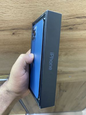 Iphone 12 pro karopka bor ochilmagan usta kormagan