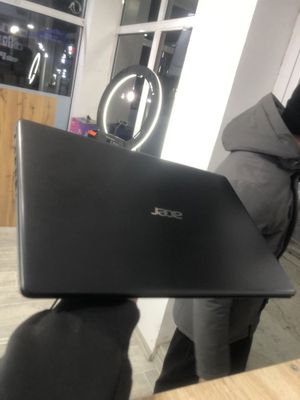 Ноутбук Acer aspire3