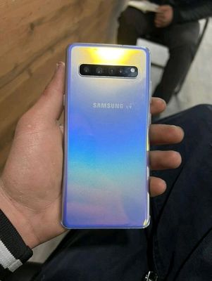 samsung s10+5g xolati zor idealni 8.256