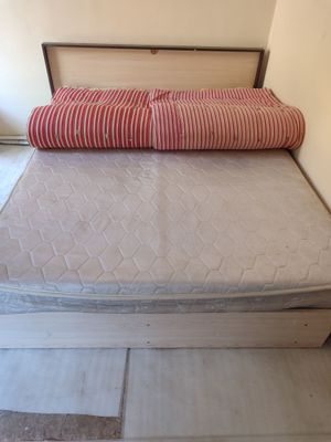 Кровати в спальню