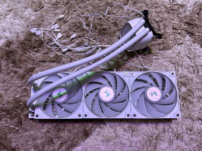 Deepcool LE720 White (Водяное охлаждение)