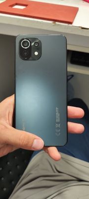 Xiaomi 11 lite 5g. Ideal