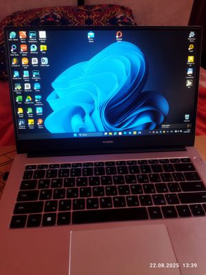 Notebook i5 11- pokoleniya