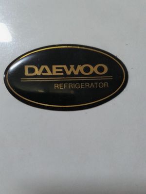 Продаю рабочий холодильник DAEWOO