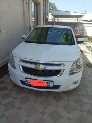Продам свою машину кобальт