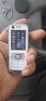Afsonaviy Nokia 6120 classik