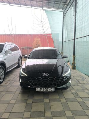 Hyundai Elantra 16