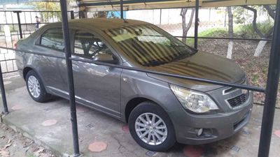 Продам навес для автомобиля. Размер 6м на 3,5м. Цена 3млн сум.