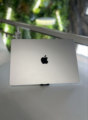 MabBook Air 15,6” 16/512GB