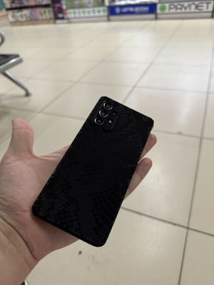 Samsung A52 Orta xolata kor yoq