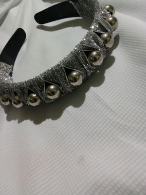 abadok diadema taqilmagan