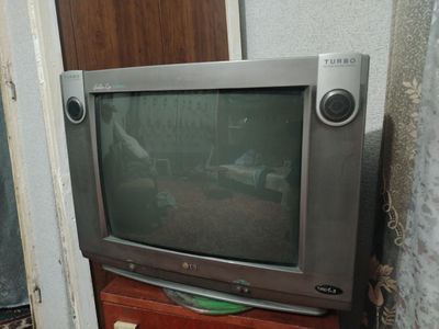 Корейский ламповый телевизор LG
