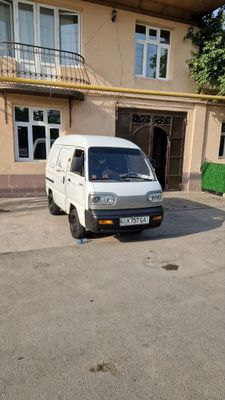 Damas van 2007 gaz