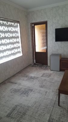 SERGILI 1 metro bekati yaqinida