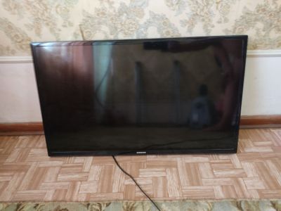 Продается телевизор Самсунг 32