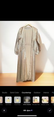 Abaya sotiladi