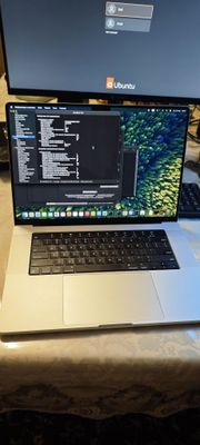 MacBook pro m2 16 inch