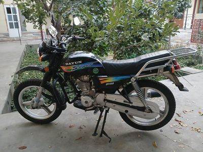 Dayun DY 150 + шлем безопасности