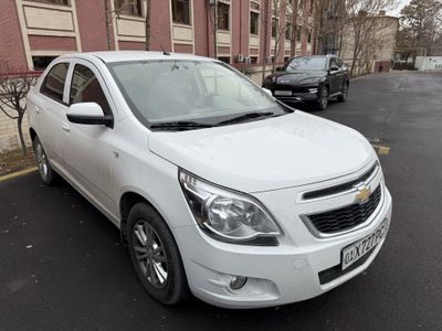 Chevrolet Cobalt eng qimatl