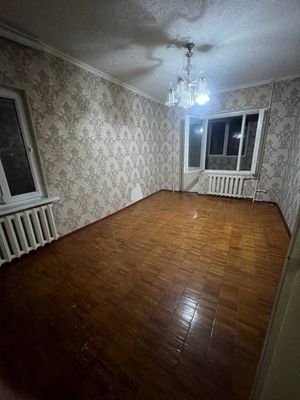Сдается 2в3 комнатная квартира на Карасу 1 пустая