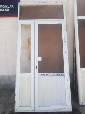 Rabochi eshik holati zur