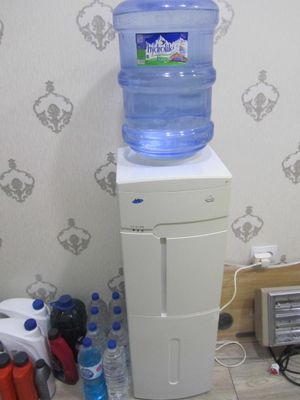 Продам кулер для воды !!!