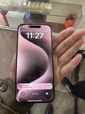 Phone 15 pro max holati zur